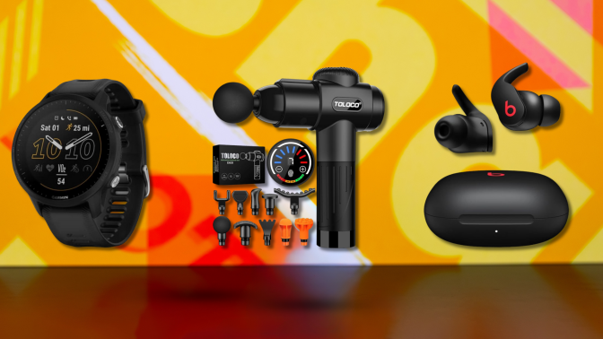 Garmin Forerunner 955, massage gun, Beats Fit Pro