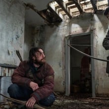 Alfie Williams and Aaron Taylor-Johnson in "28 Years Later"