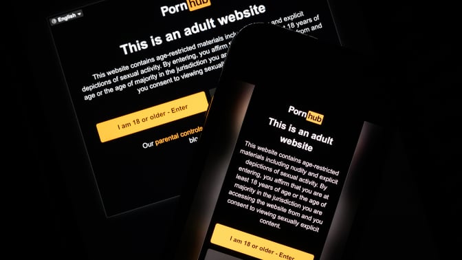 Pornhub on screen