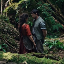 Jessie Buckley and Paul Mescal in "Hamnet."